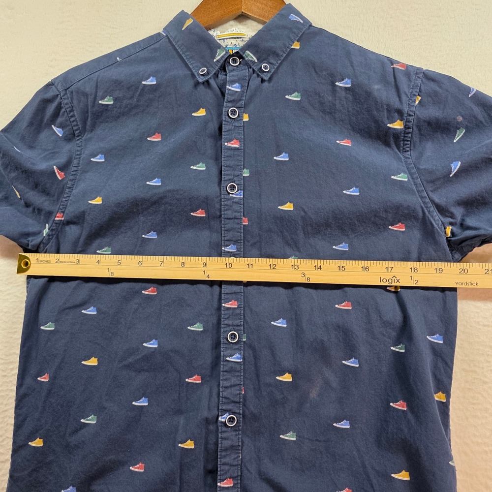 Denim & Flower Shirt Mens M Navy Blue Sneaker Print Short Sleeve Button Down - Picture 8 of 10